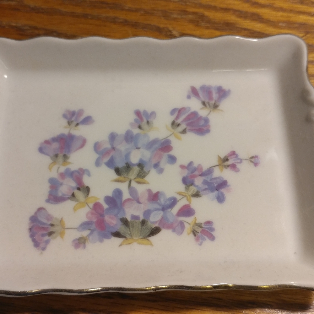 Dresser Tray, 24K gold trim